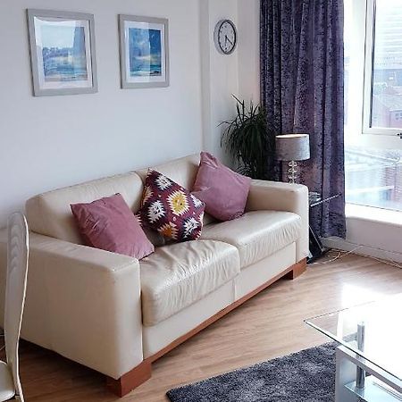 Marco Island -Spacious City Centre 2 Bedroom Apartment Nottingham Exterior photo