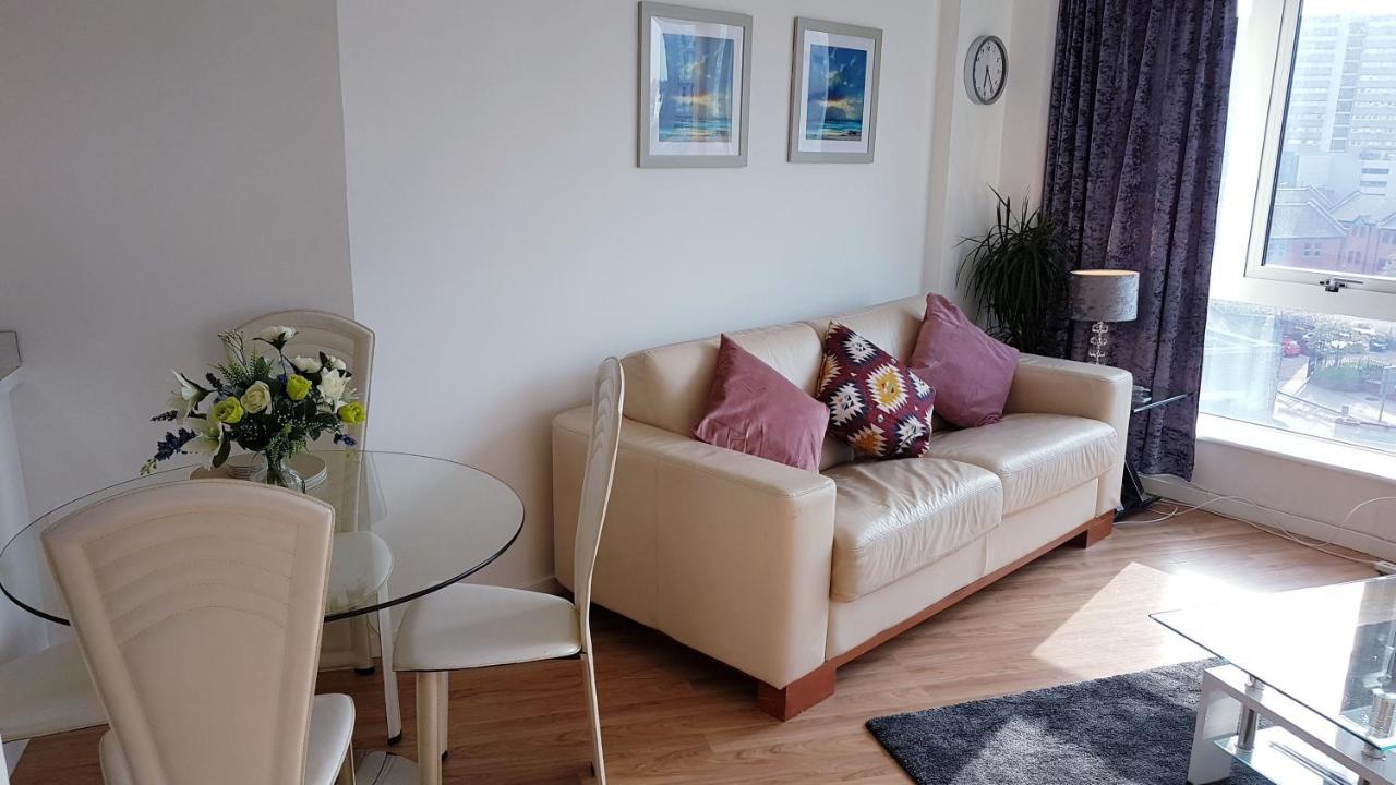 Marco Island -Spacious City Centre 2 Bedroom Apartment Nottingham Exterior photo