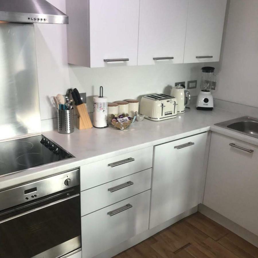 Marco Island -Spacious City Centre 2 Bedroom Apartment Nottingham Exterior photo